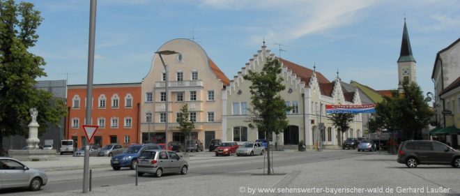 osterhofen-ausflugsziele-niederbayern-sehenswürdigkeiten-stadtplatz