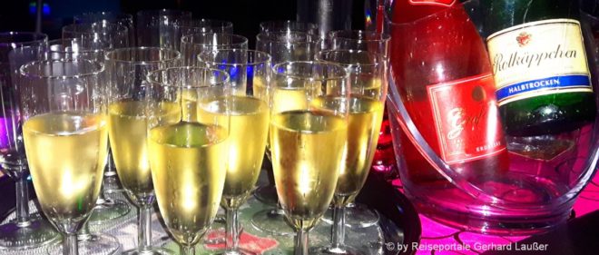 Tipps zum Fit werden nach einer Partynacht Tipps zum Fit werden nach einer Partynacht