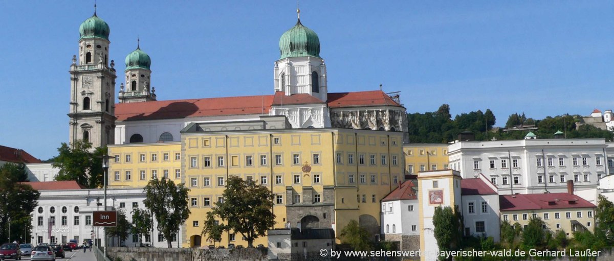 Dom St. Stephan in Passau, von der Innseite aus gesehen passau-freizeitangebote-bayern-eventlocation-stadt-dom