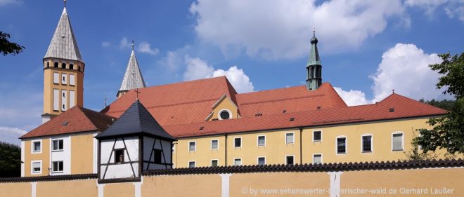 schwandorf-eventlocation-kreuzbergkirche-ausflugsziele-oberpfalz-kloster